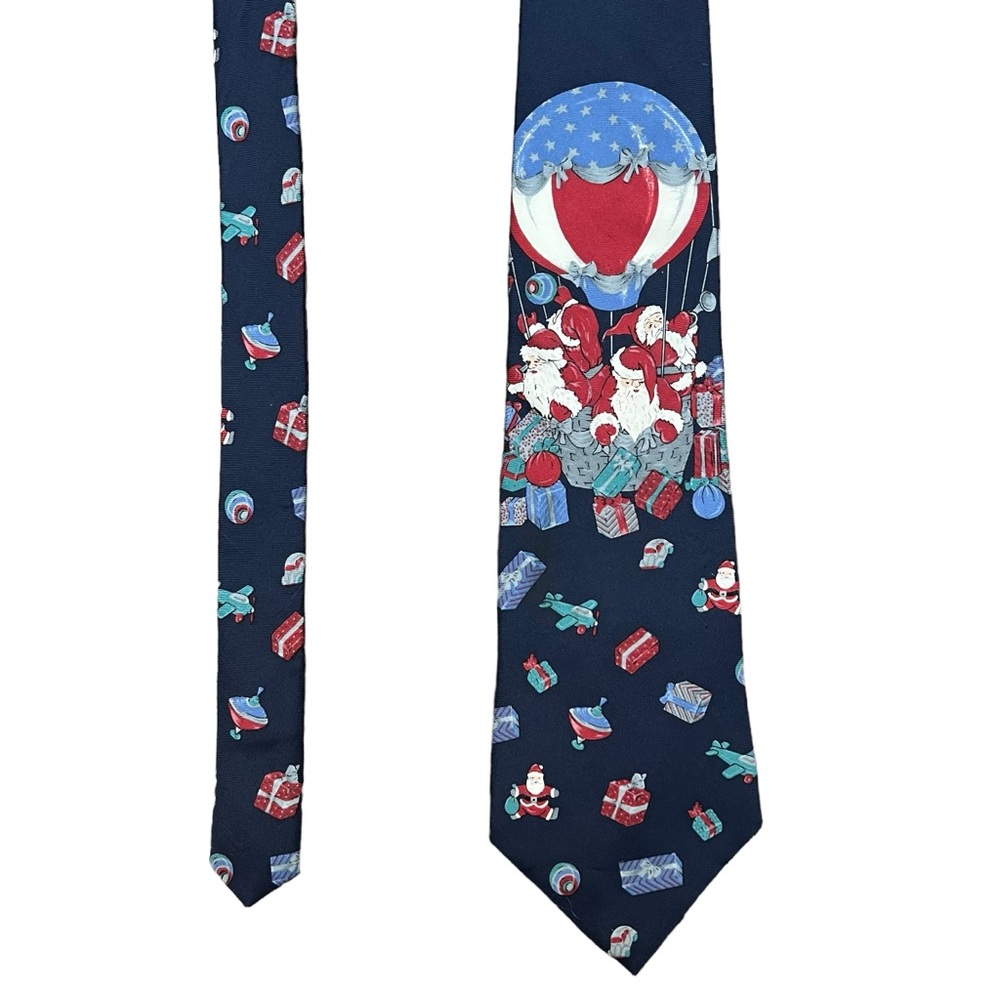 2/$15 American Traditions 100% Italian Silk tie Santa toys Made in USA 4" x 56"